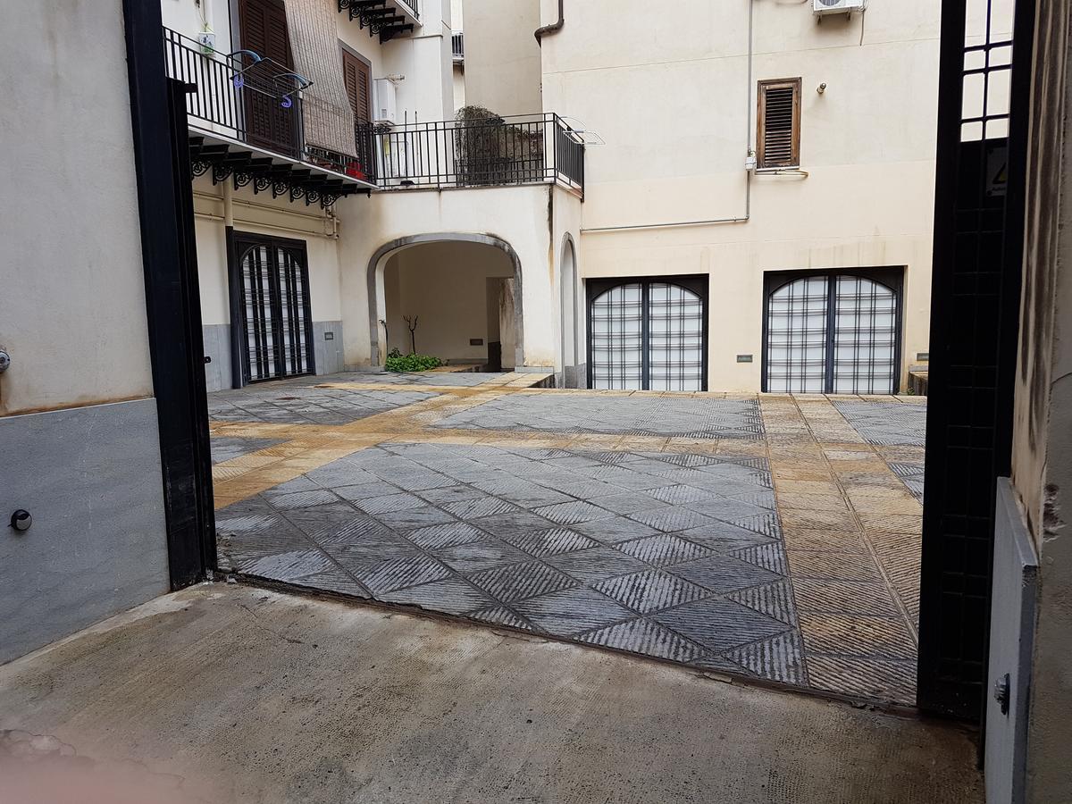 Bed & Parking Apartman Palermo Kültér fotó