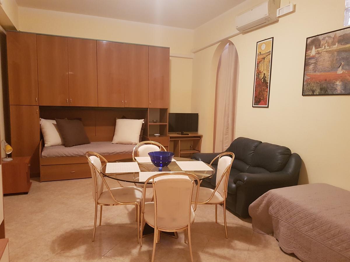 Bed & Parking Apartman Palermo Kültér fotó